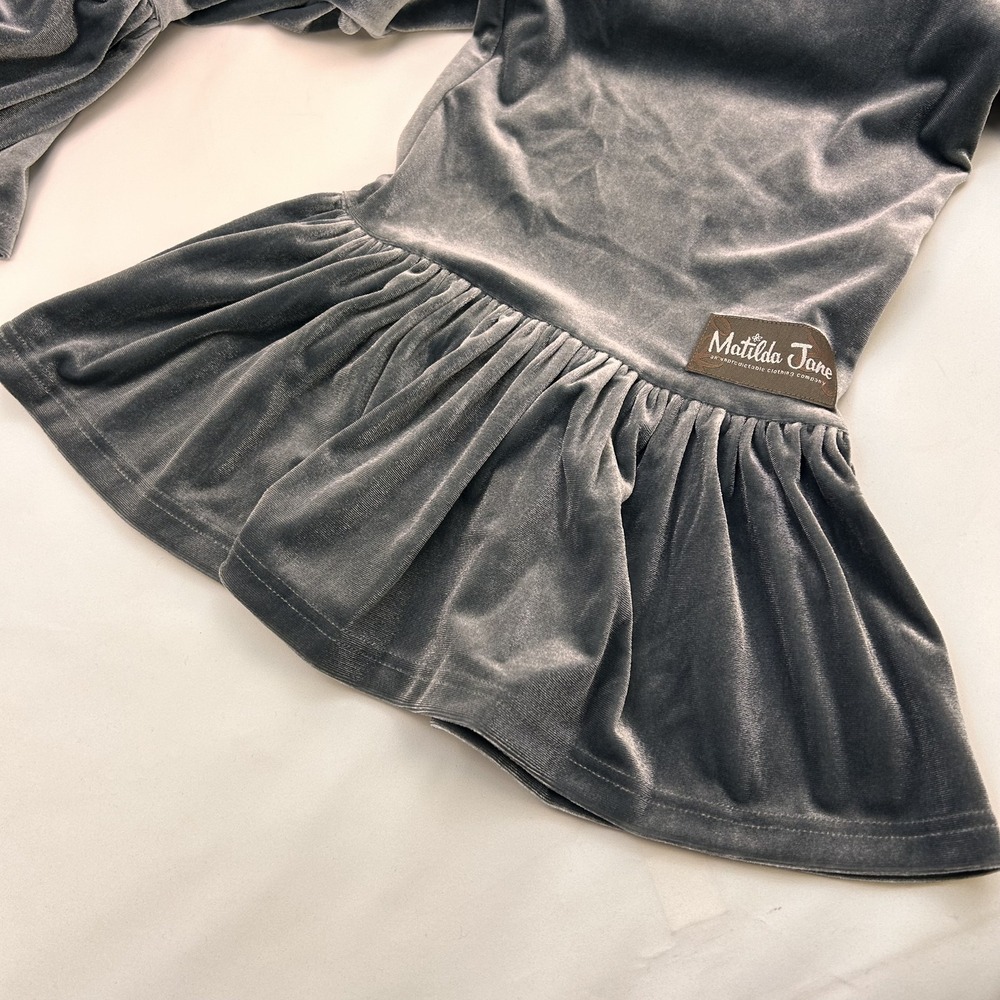 Matilda Jane Women's Solid Boho Grey Velvet Wide Ruffle Leg Pants M NWT - Picture 3 of 9